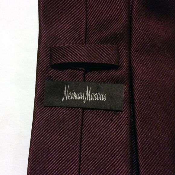 Neiman Marcus, Wingtip, CK Silk Ties Bundle of 3 - Picture 4 of 7